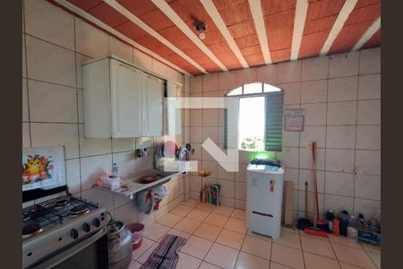 Casa à venda com 6 quartos, 200m² em Riacho das Pedras, Contagem