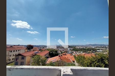 Casa à venda com 200m², 6 quartos e 5 vagas