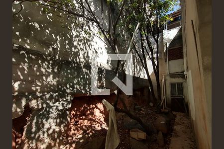 Casa à venda com 200m², 6 quartos e 5 vagas