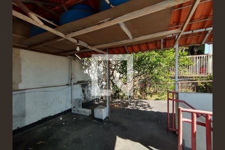 Casa à venda com 200m², 6 quartos e 5 vagas