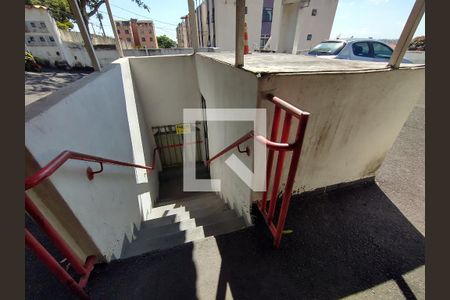 Casa à venda com 6 quartos, 200m² em Riacho das Pedras, Contagem
