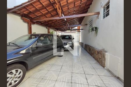 Casa à venda com 6 quartos, 197m² em Cinqüentenário, Belo Horizonte