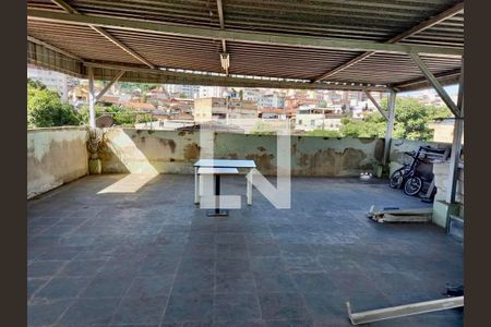 Casa à venda com 4 quartos, 212m² em Sagrada Família, Belo Horizonte