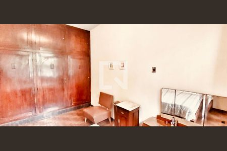 Casa à venda com 400m², 5 quartos e 1 vaga