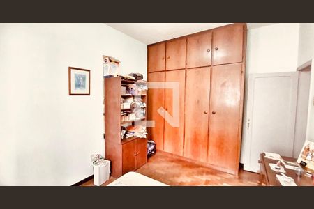 Casa à venda com 5 quartos, 400m² em Serra, Belo Horizonte