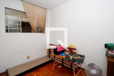 Quarto 1 de apartamento para alugar com 3 quartos, 95m² em Santa Efigênia, Belo Horizonte