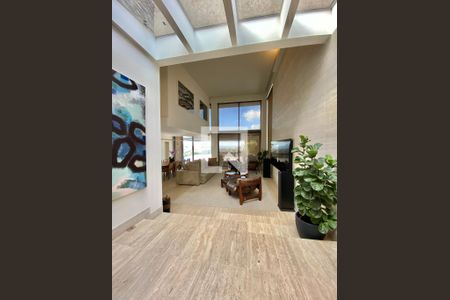Casa de Condomínio à venda com 4 quartos, 650m² em Vila Alpina, Nova Lima