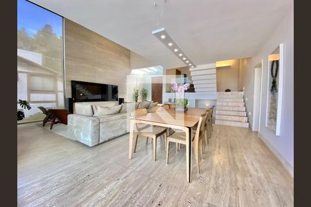 Casa de Condomínio à venda com 4 quartos, 652m² em Vila Alpina, Nova Lima