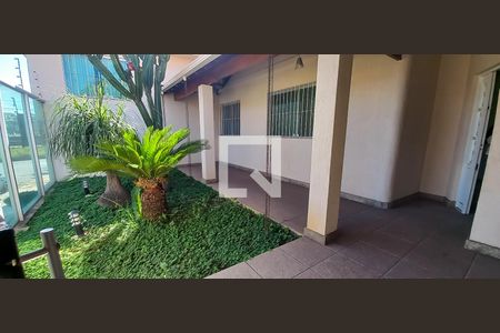 Casa à venda com 3 quartos, 400m² em Jardim Riacho das Pedras, Contagem
