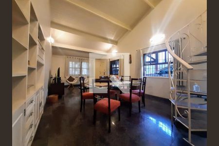 Casa à venda com 4 quartos, 240m² em Jardim Riacho das Pedras, Contagem