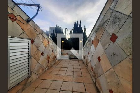 Casa à venda com 4 quartos, 240m² em Jardim Riacho das Pedras, Contagem