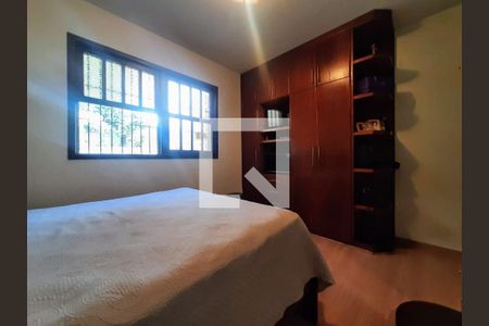 Casa à venda com 4 quartos, 240m² em Jardim Riacho das Pedras, Contagem