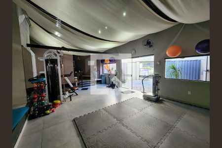 Casa à venda com 300m², 4 quartos e 3 vagas