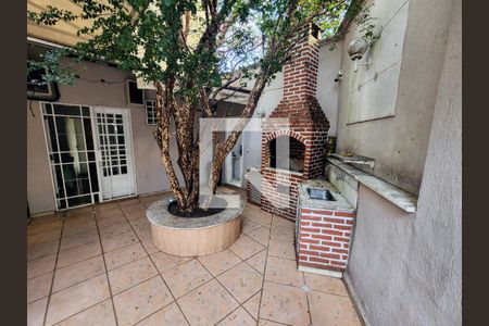 Casa à venda com 300m², 4 quartos e 3 vagas