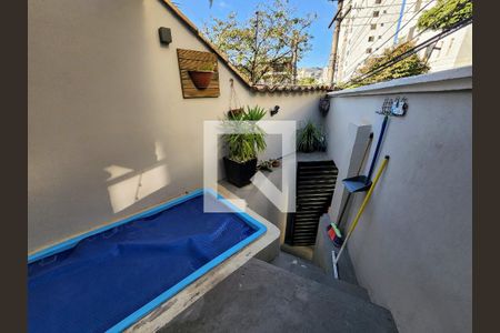 Casa à venda com 300m², 4 quartos e 3 vagas