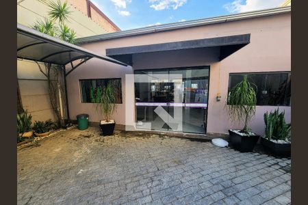 Casa à venda com 300m², 4 quartos e 3 vagas