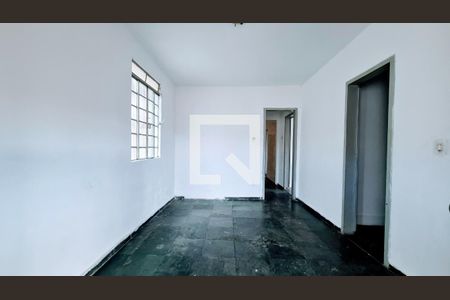 Casa à venda com 4 quartos, 169m² em Renascença, Belo Horizonte