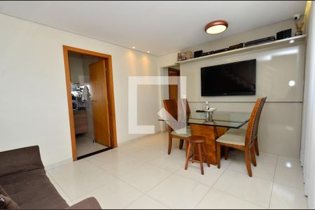 Sala de apartamento à venda com 3 quartos, 170m² em Palmares, Belo Horizonte