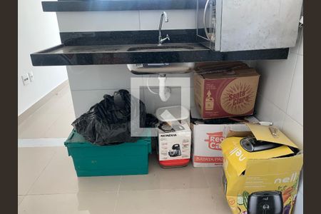 Apartamento à venda com 2 quartos, 58m² em Cabral, Contagem