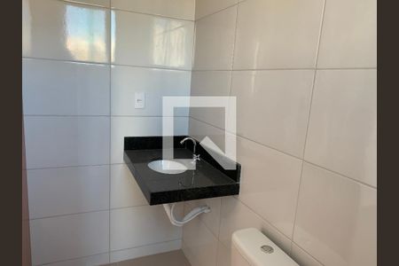 Apartamento à venda com 2 quartos, 58m² em Cabral, Contagem