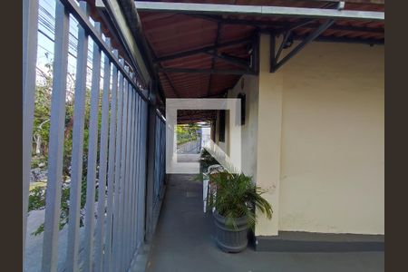 Casa à venda com 75m², 3 quartos e 2 vagas Casa à venda com 75m², 3 quartos e 2 vagasÁrea Externa