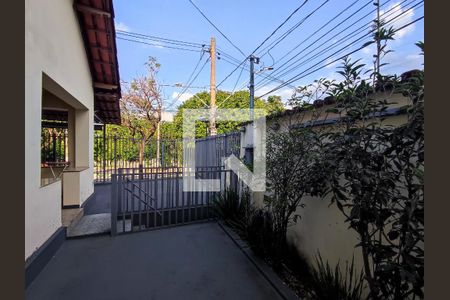 Casa à venda com 75m², 3 quartos e 2 vagas Casa à venda com 75m², 3 quartos e 2 vagasÁrea Externa