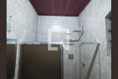 Casa à venda com 75m², 3 quartos e 2 vagas Casa à venda com 75m², 3 quartos e 2 vagasBanheiro