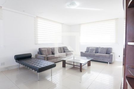 sala tv de casa de condomínio para alugar com 4 quartos, 400m² em Alphaville, Nova Lima