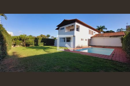 Casa à venda com 455m², 4 quartos e 8 vagas