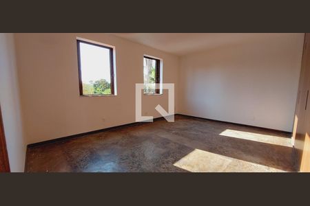 Casa à venda com 455m², 4 quartos e 8 vagas