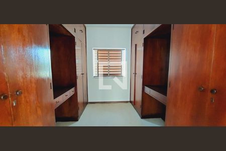 Casa à venda com 455m², 4 quartos e 8 vagas