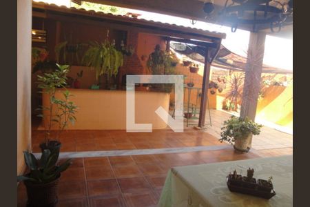 Casa à venda com 398m², 4 quartos e 5 vagas