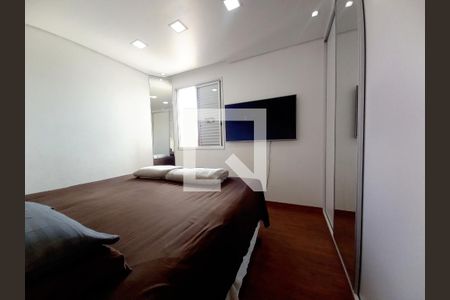 Apartamento à venda com 3 quartos, 153m² em Heliópolis, Belo Horizonte