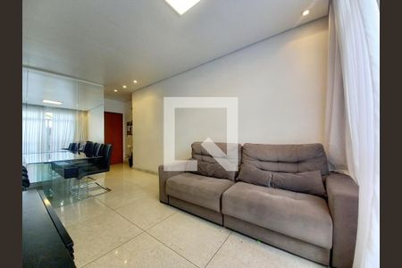 Apartamento à venda com 3 quartos, 153m² em Heliópolis, Belo Horizonte
