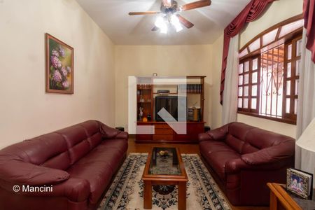 Casa à venda com 3 quartos, 200m² em Copacabana, Belo Horizonte