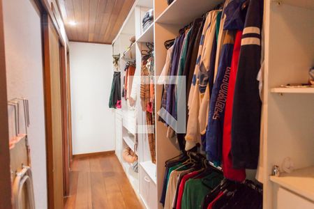 Apartamento para alugar com 437m², 3 quartos e 3 vagasCloset da suíte