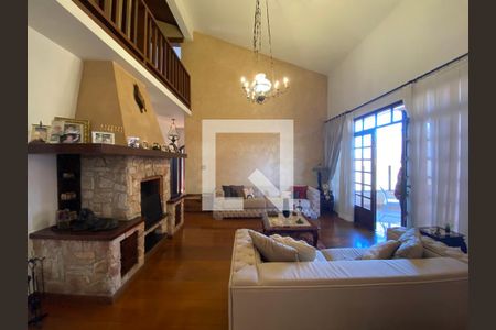 Casa à venda com 4 quartos, 350m² em Belvedere, Belo Horizonte