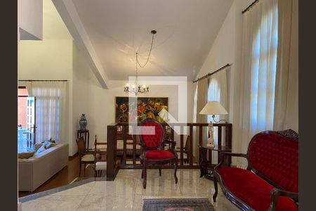 Casa à venda com 4 quartos, 350m² em Belvedere, Belo Horizonte