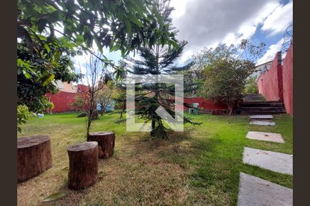 Casa à venda com 1 quarto, 600m² em Garças, Belo Horizonte