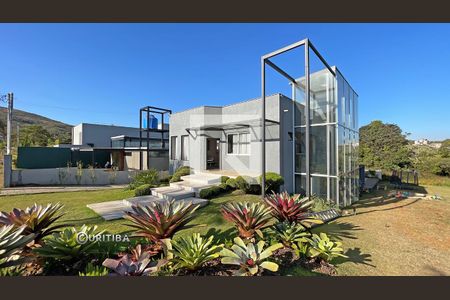 Casa de condomínio à venda com 560m², 4 quartos e 10 vagas