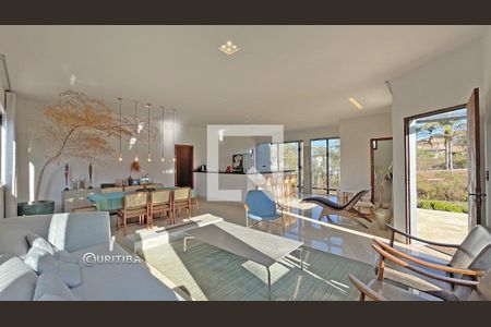 Casa de condomínio à venda com 560m², 4 quartos e 10 vagas