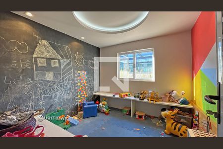 Casa de condomínio à venda com 560m², 4 quartos e 10 vagas