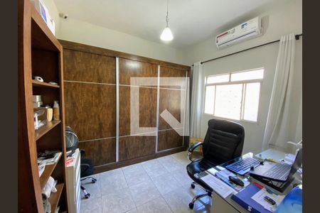 Casa à venda com 3 quartos, 150m² em Eldorado, Contagem