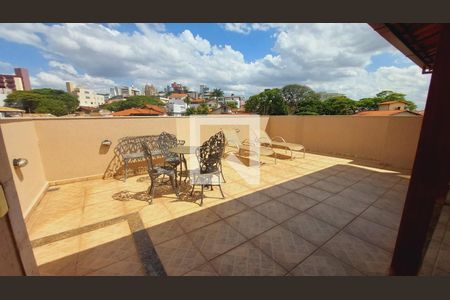 Apartamento à venda com 136m², 2 quartos e 2 vagas