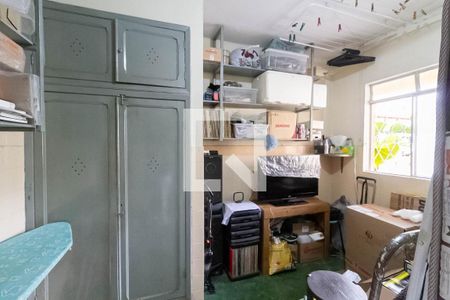 Casa à venda com 107m², 3 quartos e 10 vagas Casa à venda com 107m², 3 quartos e 10 vagasÁrea de serviço