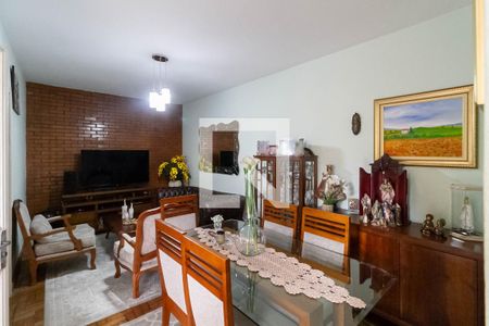 Sala  de casa à venda com 3 quartos, 107m² em Santa Tereza, Belo Horizonte