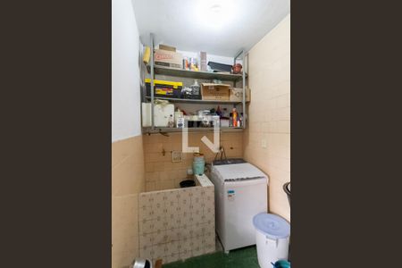 Casa à venda com 107m², 3 quartos e 10 vagas Casa à venda com 107m², 3 quartos e 10 vagasÁrea de serviço