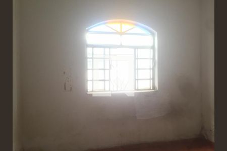 Casa à venda com 3 quartos, 230m² em Santa Tereza, Belo Horizonte