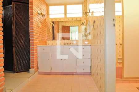 Casa à venda com 4 quartos, 320m² em Serra, Belo Horizonte