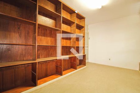 Casa à venda com 4 quartos, 320m² em Serra, Belo Horizonte